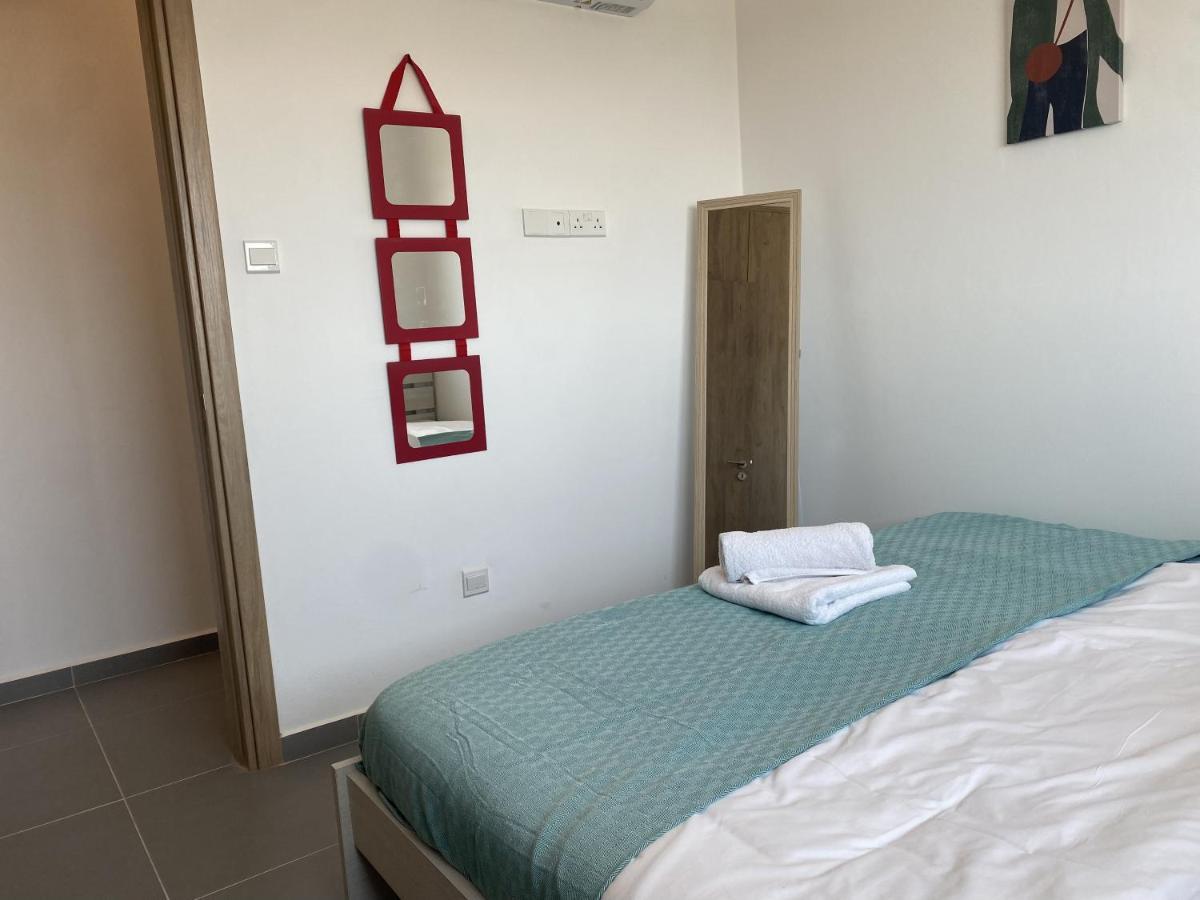 Silver Line 1-Bedroom Apartment In Ларнака Экстерьер фото