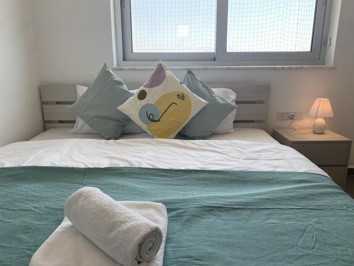 Silver Line 1-Bedroom Apartment In Ларнака Экстерьер фото